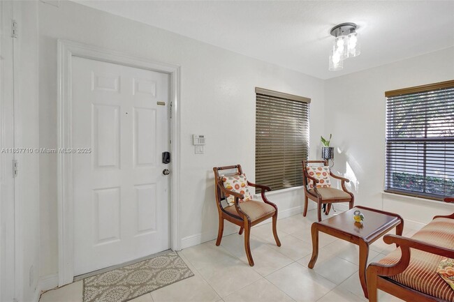 Photo - 10010 SW 21st St