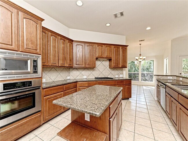 Photo - 7909 Cobblestone