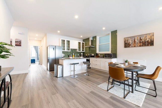 Photo - 2316 Filbert St Unidad ID1328000P