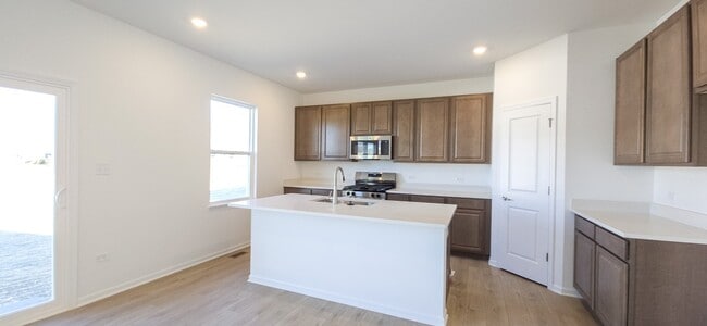 Photo - 3756 Fender St