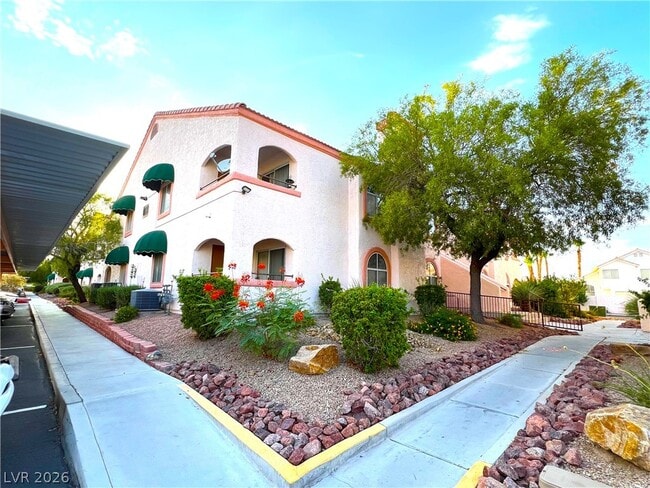 Building Photo - 7570 W Flamingo Rd Unit 127