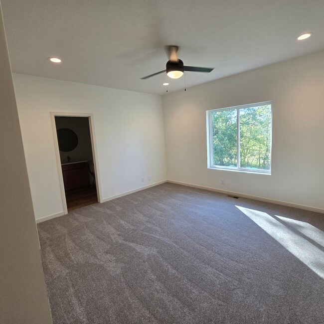 Photo - 8101 Kallum Dr