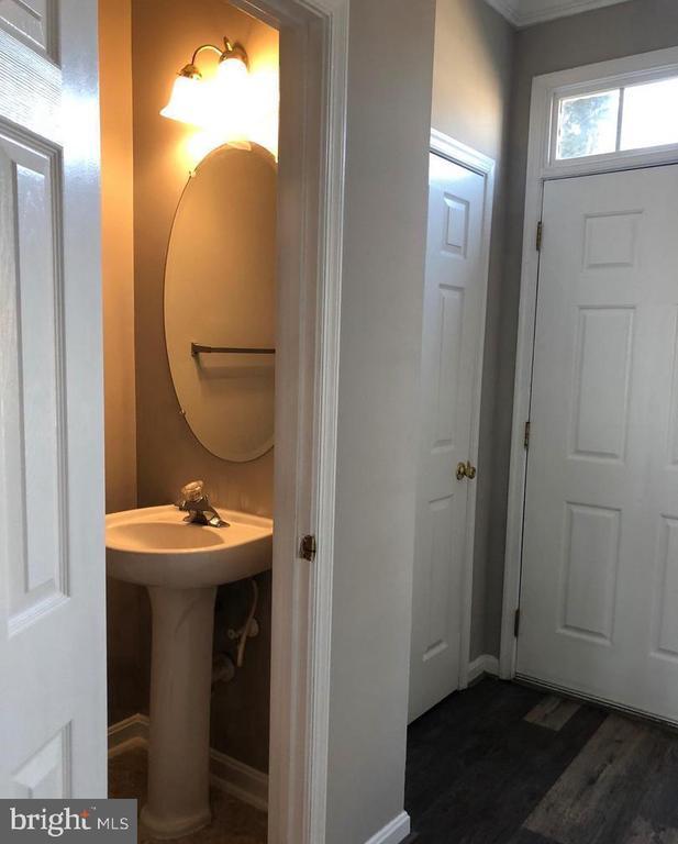 Photo - 2925 Rotterdam Loop