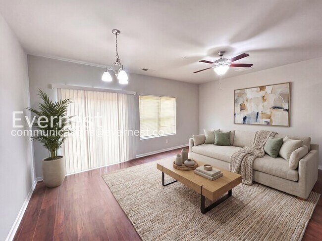 Photo - 3 Bed/2.5 Bath Town Home with Garage / Pet-Friendly / Available Now!