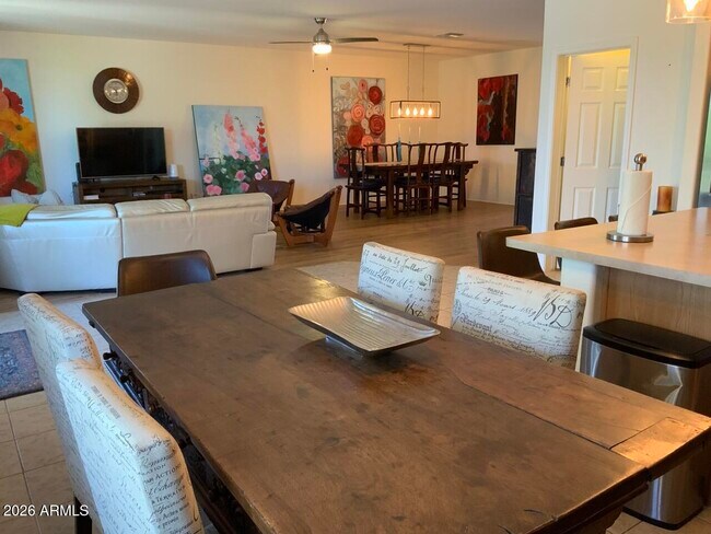 Photo - 2114 E Aire Libre Ave