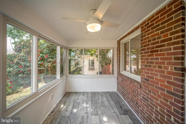 Photo - 2314 Washington Blvd