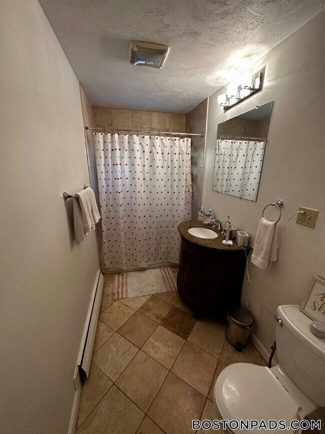 Photo - 63 Selkirk Rd Unidad 6