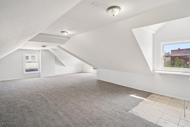 904 2nd Ave Unit 2