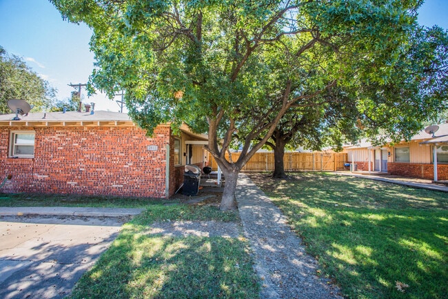 Photo - 2811 43rd St