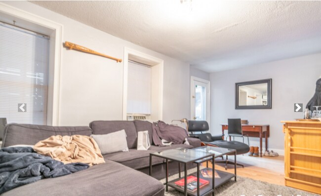 Photo - 231 W 3rd St Unit 1