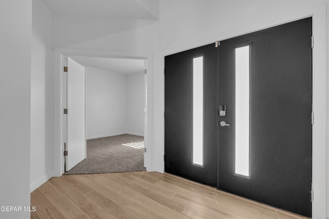 Photo - 12713 Captain Claudia CT