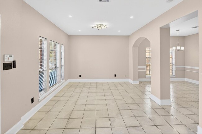 Photo - 4007 Reinald Rd