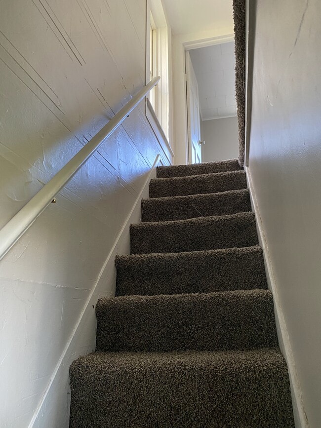 Photo - 1828 Davis Ave