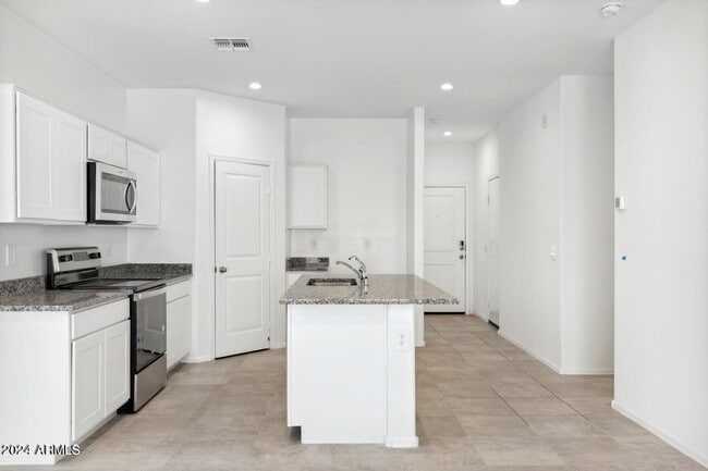 Photo - 38220 W Cannataro Ln