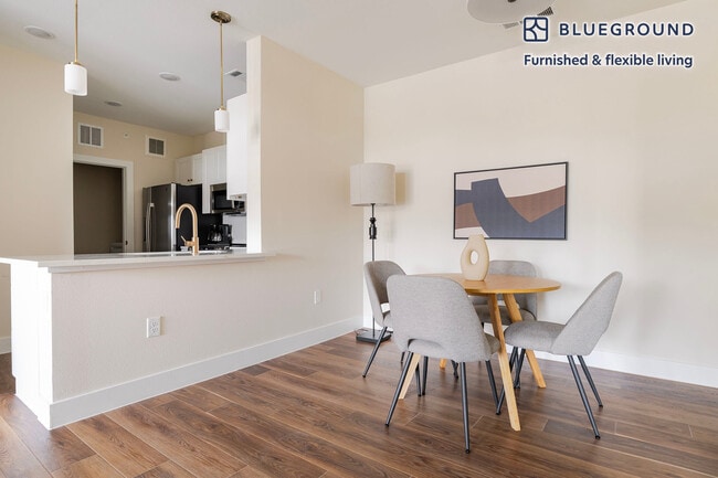 1501 W Howard Ln Unit SI FL5-ID365
