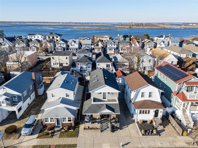 Photo - 535 W Hudson St