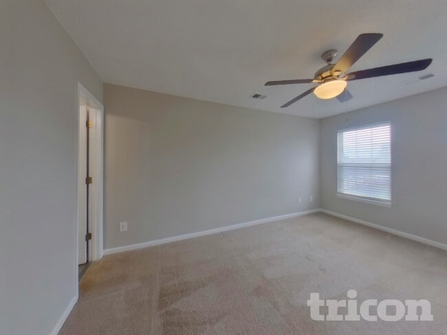 Photo - 217 Spring St