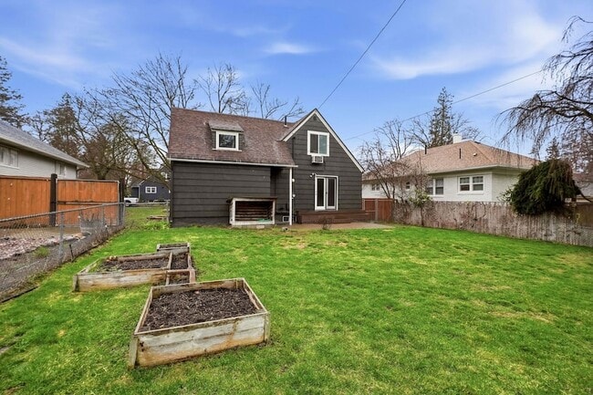 Photo - 2617 S Post St