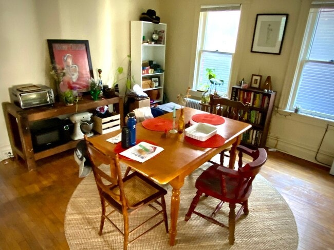 Photo - 5510 Howe St Unidad 5510 Howe #2