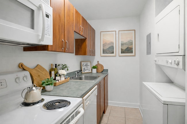 Villa Cristina Apartments & Townhomes