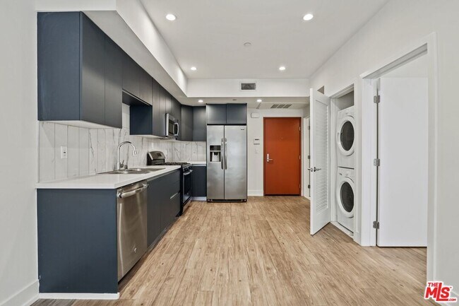 Photo - 1831 Sawtelle Blvd Unit ph3