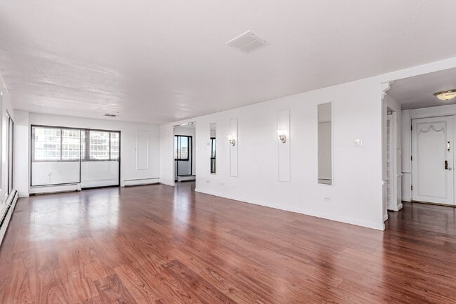 Photo - Three Bed / Two bath at Cherry Creek at th... Unidad 701