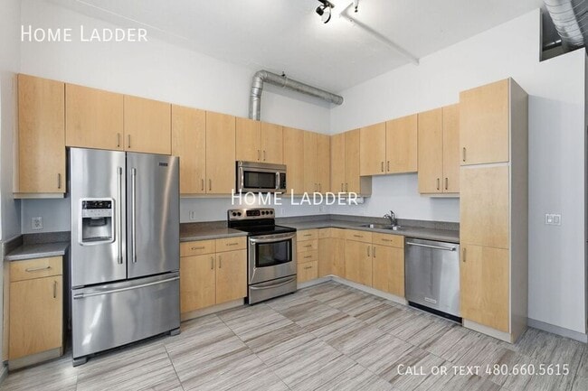 Building Photo - 7301 E 3rd Ave Unit #107