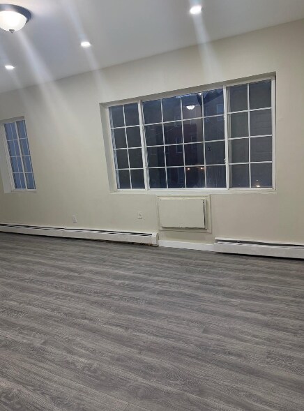 Photo - 832 Herkimer St