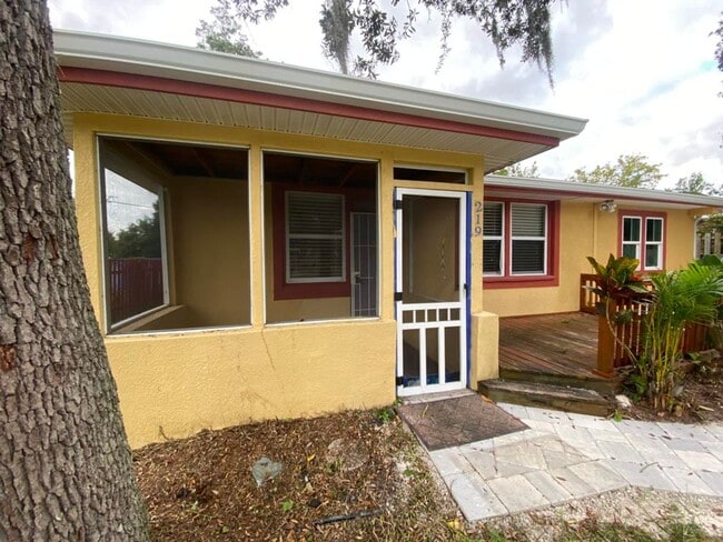 Photo - 3/2 in Holly Hill