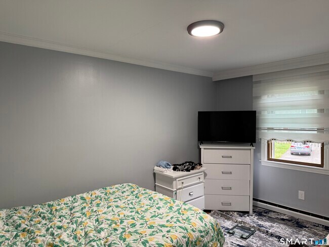 Photo - 74 Harold Rd