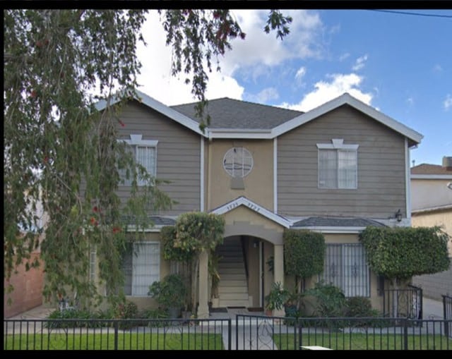 Building Photo - 5727 Case Ave Unit 4