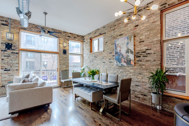 Photo - 3226 N Sheffield Ave