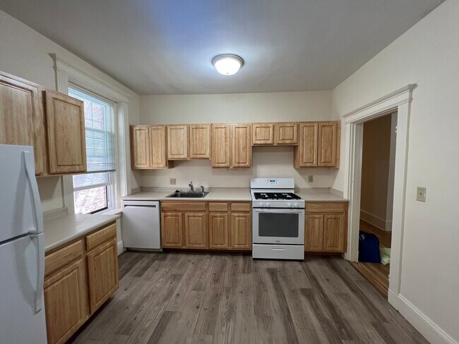 Photo - 73 Longwood Ave Unit 1F