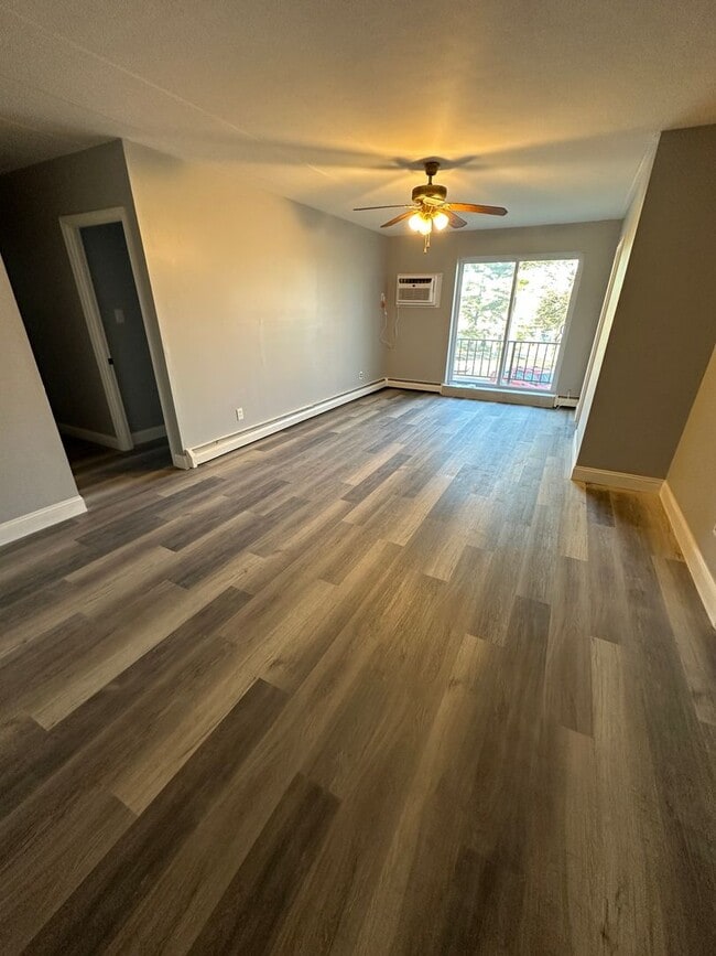 Photo - Remodeled Meadowood Condo Unit  3 beds 2 full baths (heat, water, sewer included great value)