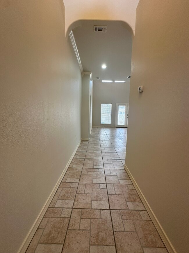 Photo - 14813 Leeward Dr