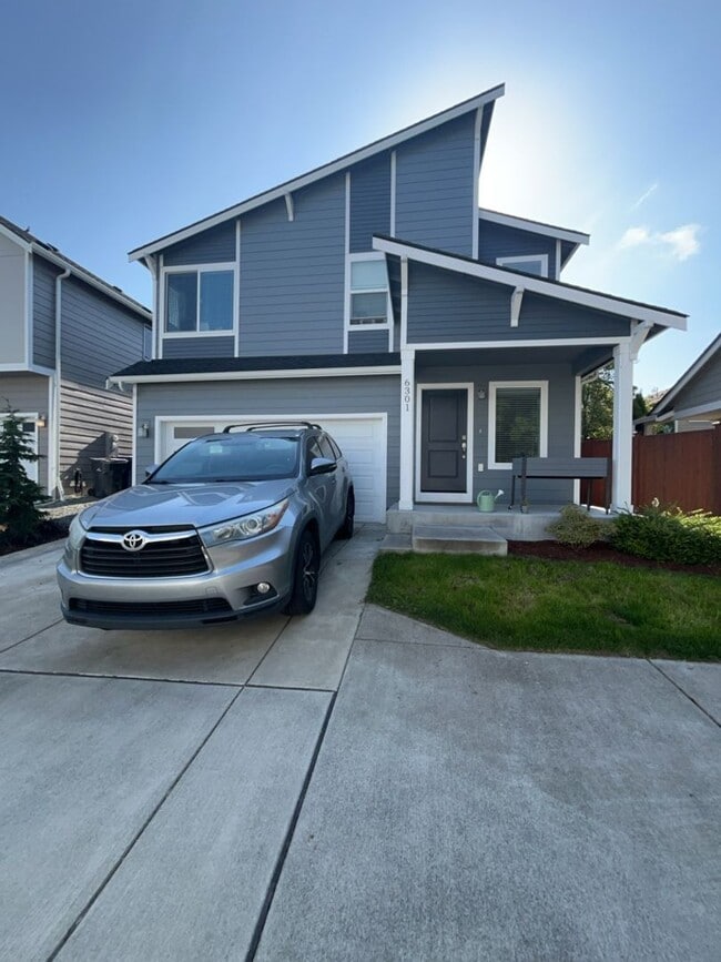 Building Photo - Newly Built 5BD 2.5BA in LSSD Rental