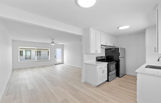 Photo - 14437 Telegraph Rd