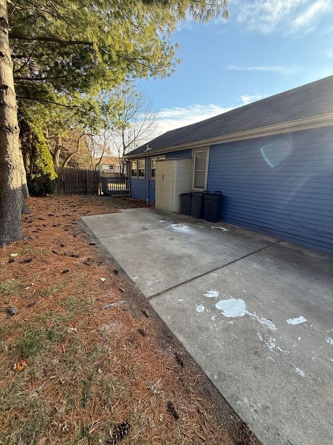 Photo - 15 Deming Ave