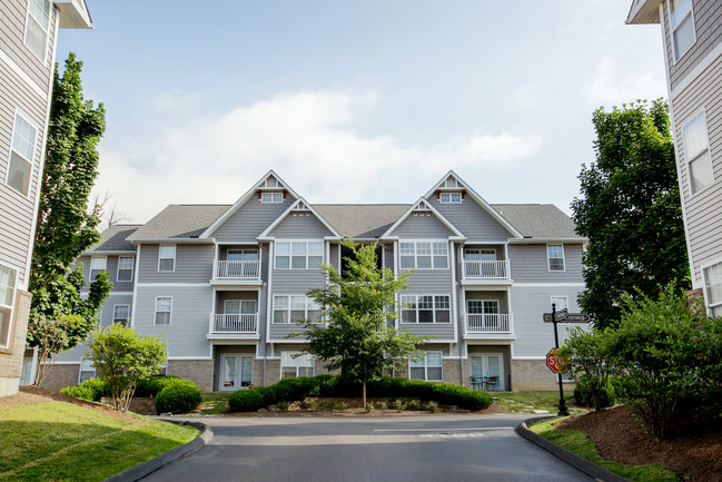 Centennial Station - Centennial Station Apartments