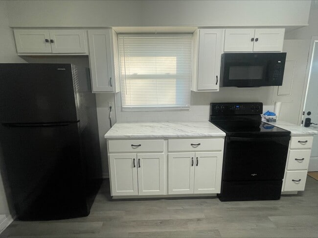 Photo - 331 W Kibby St