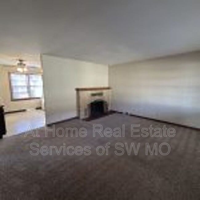 Photo - 3340 E Portland St Unit B