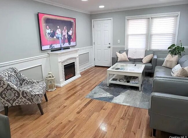 Photo - 516 E State St