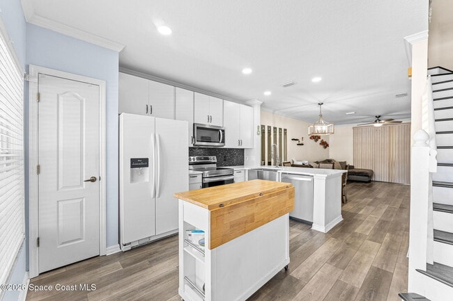 Photo - 1381 Hampton Park Ln