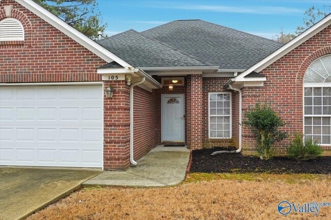 Photo - 105 Ashlawn Ct