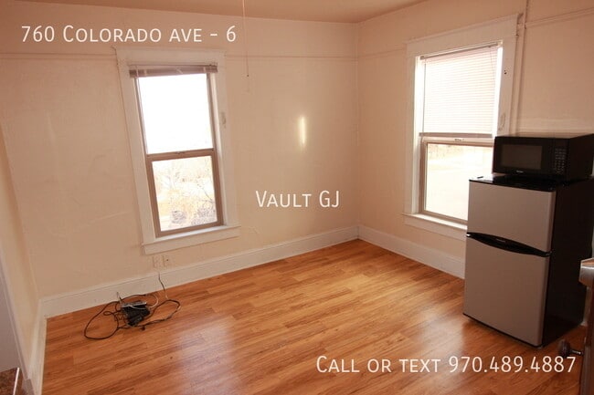 Building Photo - 760 Colorado Ave Unit 6