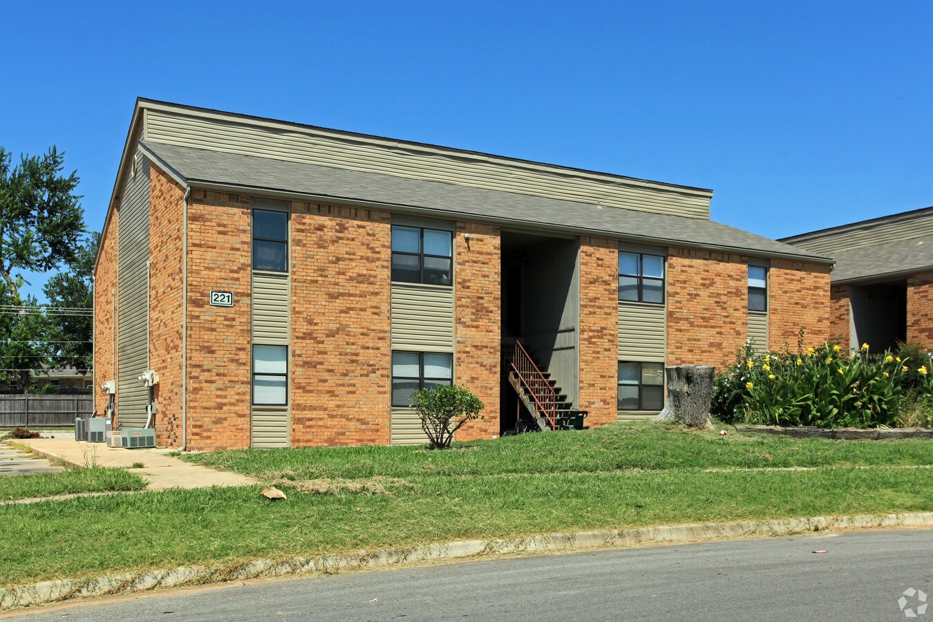 Photo - Brookview Apartments