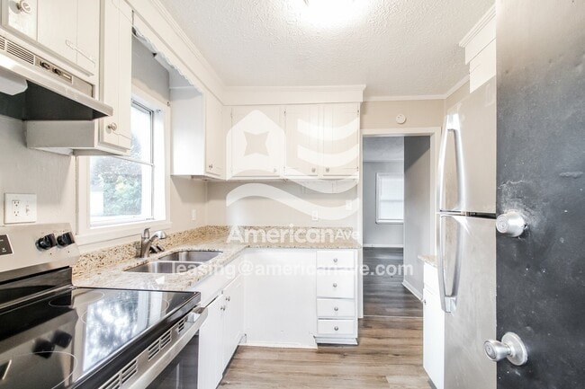 Photo - 408 Camellia Cir