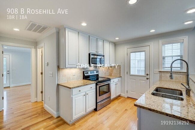 Photo - 908 Rosehill Ave