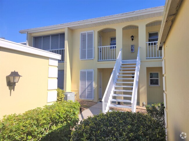 Building Photo - Seasonal 2-Bedroom 2-Bath Villa located in... Unit 241 Rental