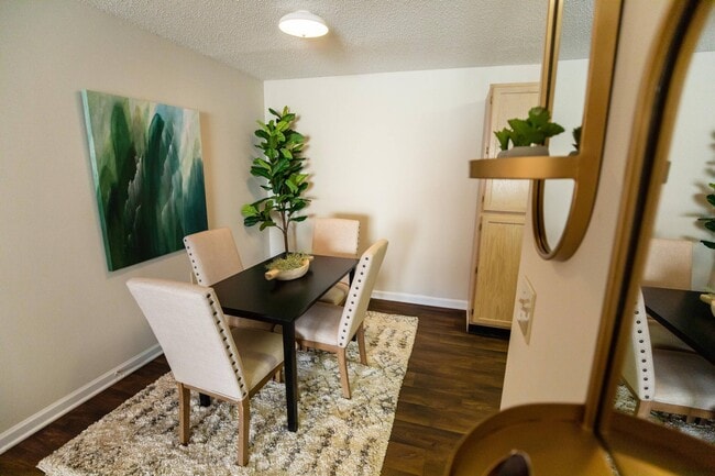 Abbotts Creek Apartments